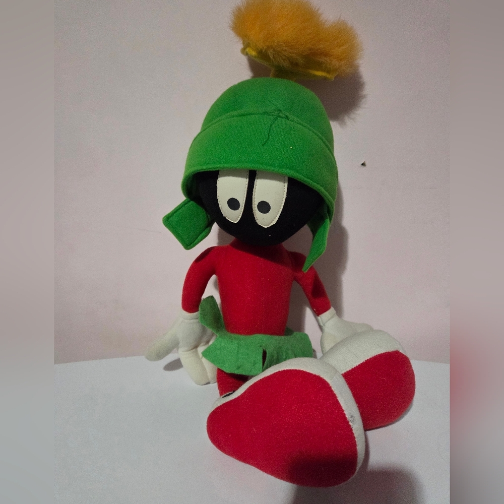 Vintage Marvin the Martian Plush Aprox 18 Inch